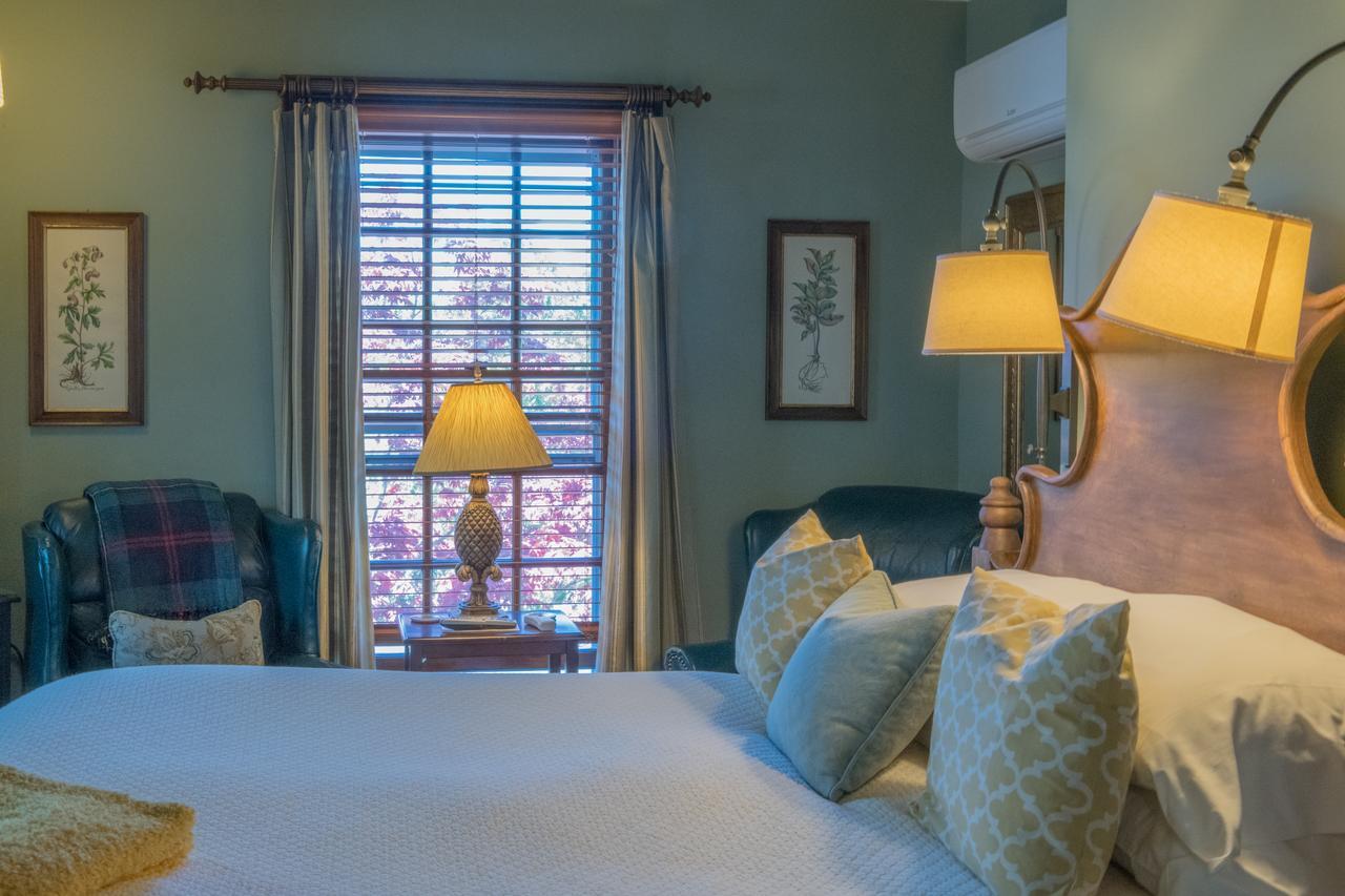 Captain Freeman Inn Брустер Экстерьер фото